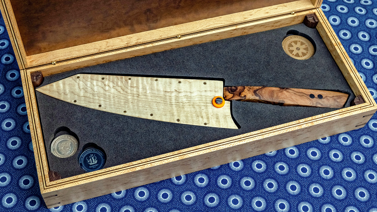 Laubscher_knives_MC12_in_box